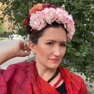 Telegram profile photo for Инна Тузова | Проводник в мир НЕмассовых вещей