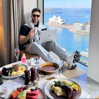 Telegram profile photo for پدرام شکوهمند 📉 کمپانی شکارچیان ارز 🏹 تحلیلگر برتر دوبی 💰 اخبار لحظه ای 💸
