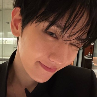 Telegram profile photo for ⟡ hyunie’phile
