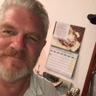 Telegram profile photo for Big Daddy Kahuna