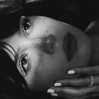 Telegram profile photo for Halsey.fan.club