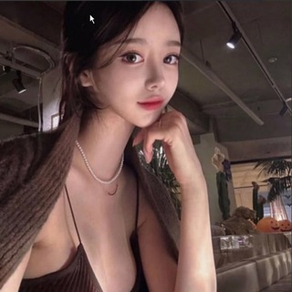 Telegram group profile photo for 成人电影 色情网站 黄色电影 🎀