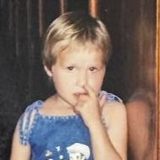 Telegram profile photo for лера бьет тату🪓