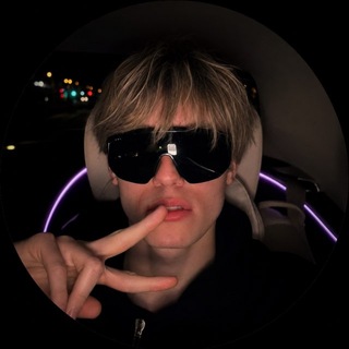 Telegram profile photo for red flag bae