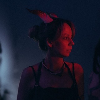 Telegram profile photo for Ли. Еще главу и спать🥱