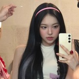Telegram profile photo for Jeong. ♥️