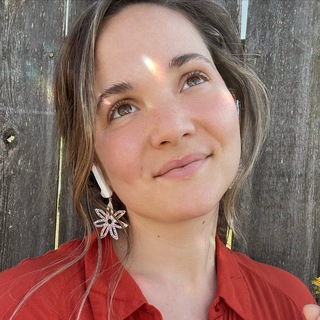 Telegram profile photo for The Liz Olive Show