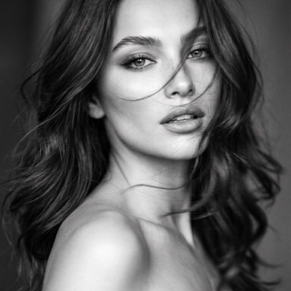 Telegram profile photo for Liana | Нейроконтент | Промты