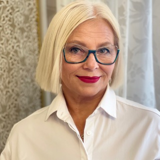 Telegram profile photo for Елена Седавных. Жить до 💯 на все 💯