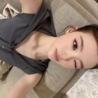 Telegram profile photo for Bite Me Before Sunrise.🆕️