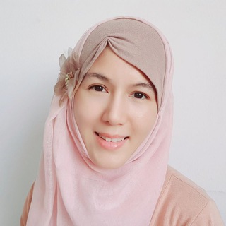 Telegram profile photo for Aliza Kim 🌷