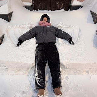 Telegram profile photo for super rich kid with nothing, but sweet dreams.
