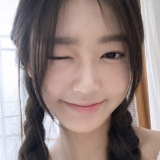 Telegram profile photo for park seah. ♥️