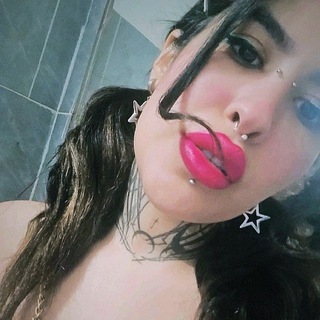 Telegram profile photo for bellaglowup