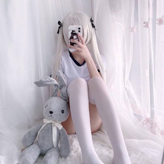 Telegram profile photo for 英子酱COS二次元频道
