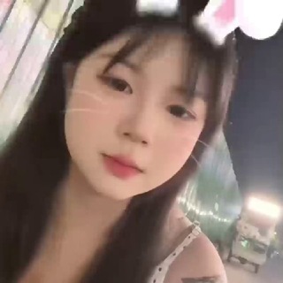 Telegram profile photo for 依依的小屋