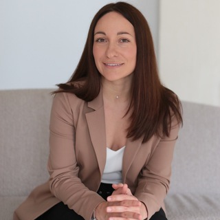 Telegram profile photo for Мария Сенина • Отношения в большом городе