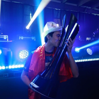 Telegram profile photo for 𝗙𝗟𝗬𝗤𝗘