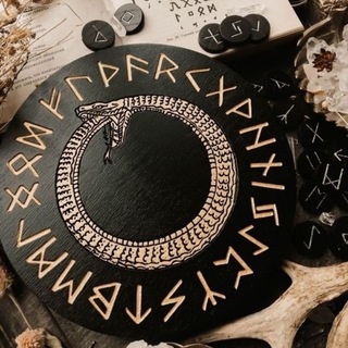 Telegram profile photo for РУНЫ.МАГИЯ.Психология