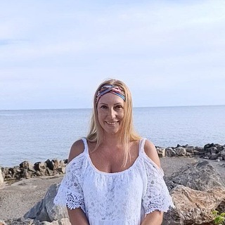 Telegram profile photo for Эмиграция: сила перемен
