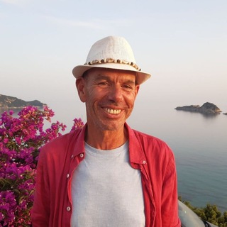 Telegram profile photo for Herzenssätze - Ein Kurs in Wundern EKIW ❤️ ● Frank Gruber ●