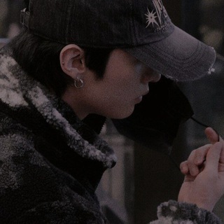 Telegram profile photo for skz airlines