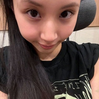 Telegram profile photo for strawberry queen is here!