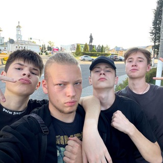 Telegram profile photo for 𝕾𝖙𝖗𝖊𝖊𝖙 Хищники