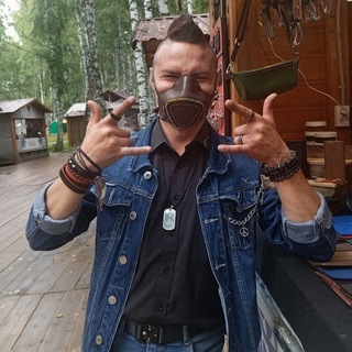 Telegram profile photo for Передайте этому петушмейстеру, что он мне чекушку должен.