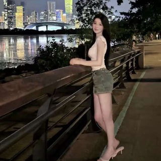 Telegram profile photo for 小露的朋友圈