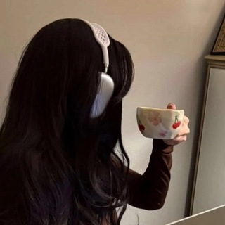 Telegram profile photo for مًشُاعــر مًبعَــثرَة ♛ .
