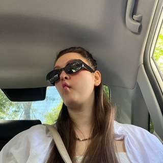 Telegram profile photo for Василиса Крашник | заметки с полей