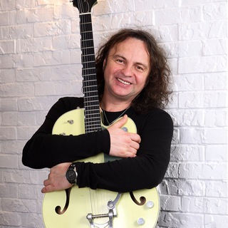 Telegram profile photo for Виктор Зинчук 🎸