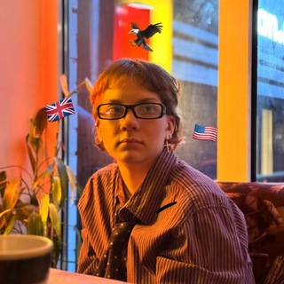 Telegram profile photo for English with Dari