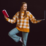 Telegram profile photo for Lessons with Juliesha 👩🏼💻🇺🇸