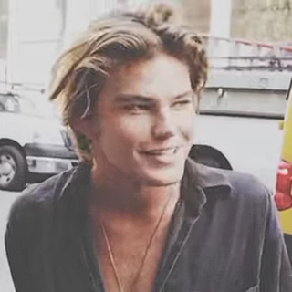 Telegram profile photo for тренболоновая фея 🧬