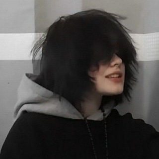 Telegram profile photo for ✨ يوميات رسام🪽🖤