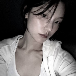 Telegram profile photo for Yeji Elegant