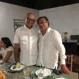 Telegram group profile photo for William Cardona Petro Presidente..