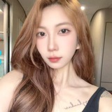 Telegram profile photo for 你的越南女友😘