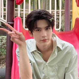 Telegram profile photo for 𝑙𝑖𝑛𝑔ℎ𝑒 ⛦ ྀ لینگهه