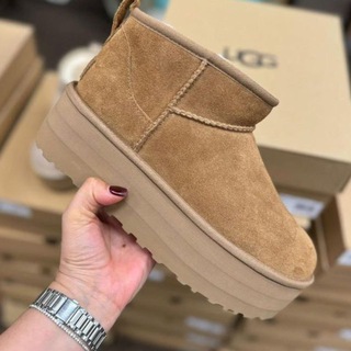 Telegram profile photo for UGG SALE РОЗПРОДАЖ 🥰🛍️
