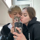 Telegram profile photo for — gif •• meloncynt ‘’🤍