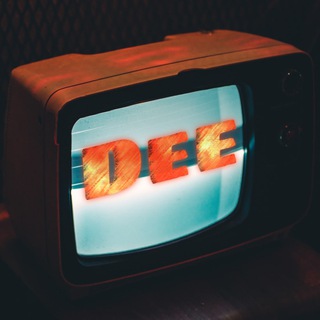 Telegram profile photo for DeeTube - Was in aller Welt ist passiert?