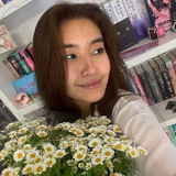 Telegram profile photo for Дания о книжках || daniyabooks
