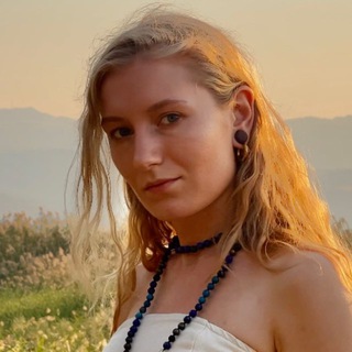 Telegram profile photo for META-MARKETING by Katia Kon