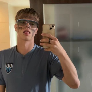Telegram profile photo for ⚽Артемыч🇧🇷