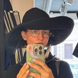 Telegram profile photo for Alice in Focus (Алеся Ре)