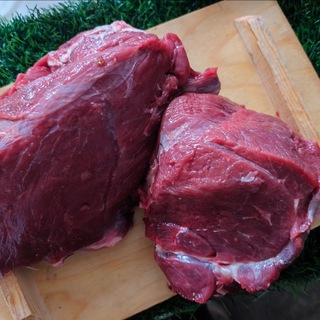 Telegram profile photo for " Мясной Дворик" Мясо свинины, мясо говядины, домашняя птица курицы, утки, полуфабрикаты и копчения.