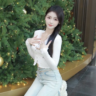 Telegram profile photo for 南山白芷若幼师冷白皮频道